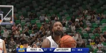 秒造, 三名裁判超